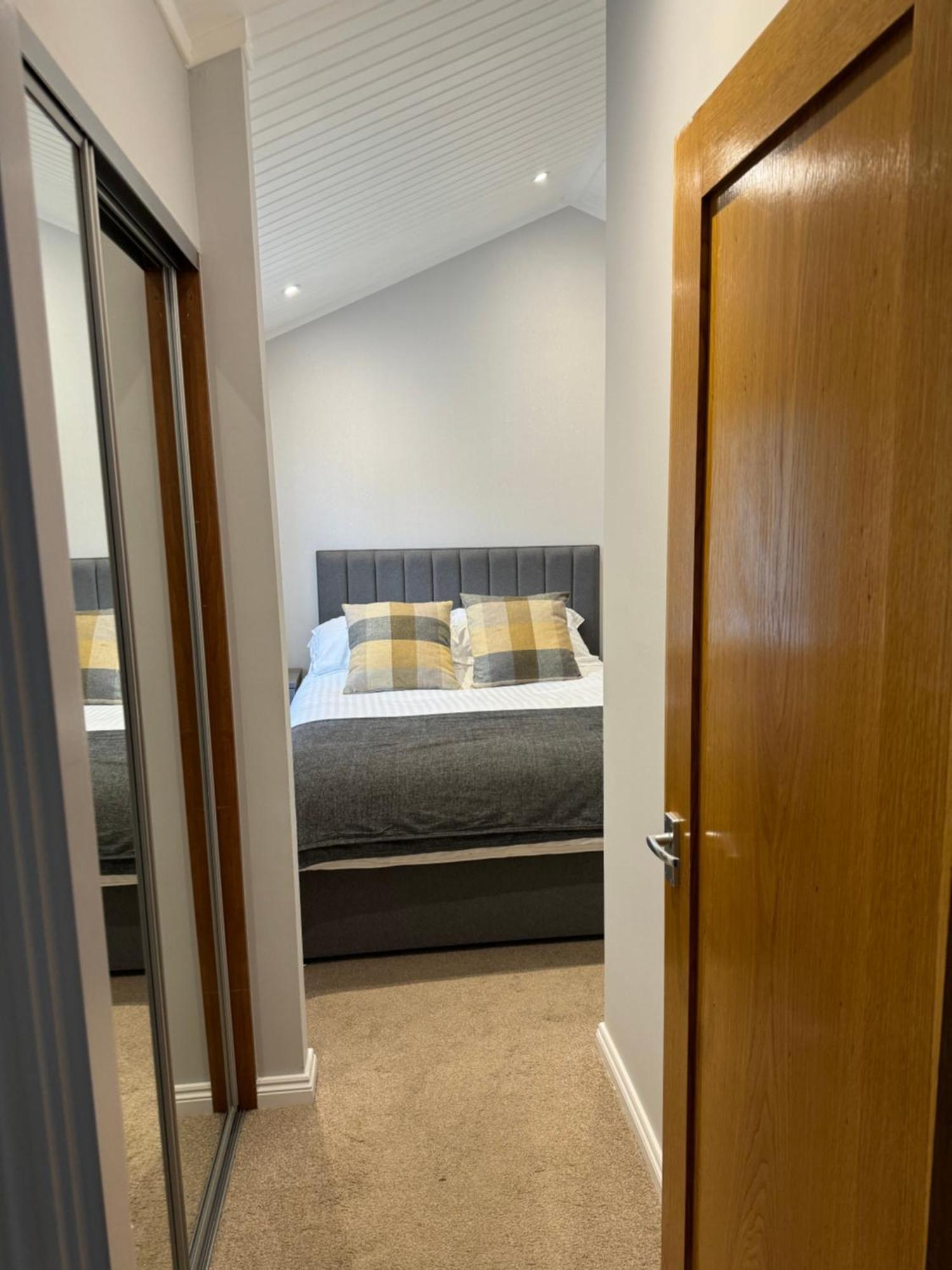V+B Hygge Apartment วินเดอร์เมียร์ ภายนอก รูปภาพ