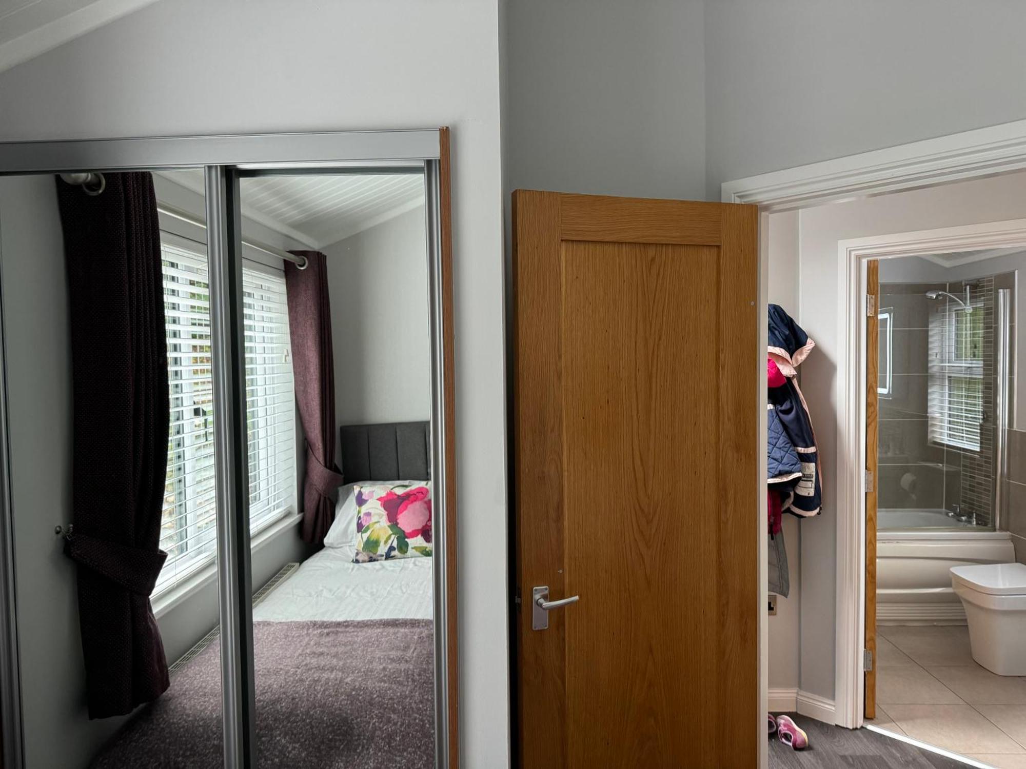 V+B Hygge Apartment วินเดอร์เมียร์ ภายนอก รูปภาพ